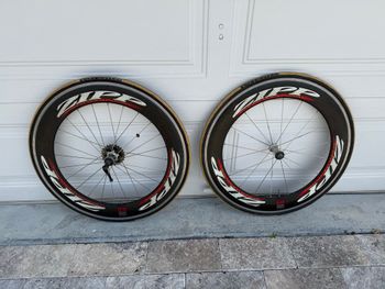Used Zipp 808 Speed Weaponry bike — image 2 of 4