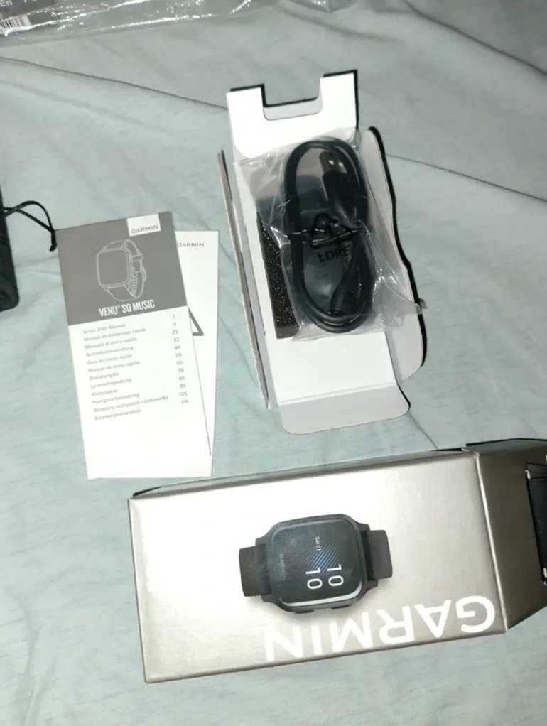 Garmin Venu Sq Music bike d'occasion — image 8 sur 8