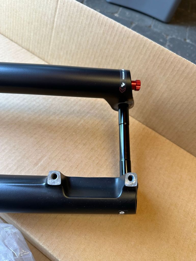 RockShox Reba 2024 bike usato — immagine 4 di 7