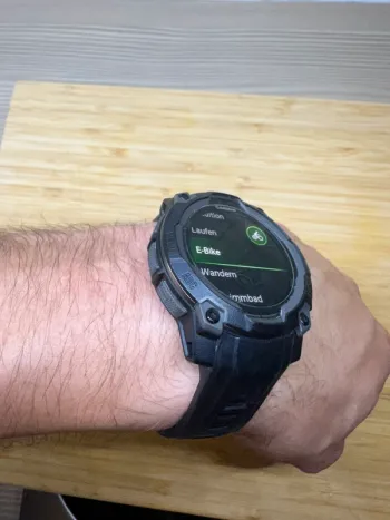 Used Garmin Instict 3 Electronics