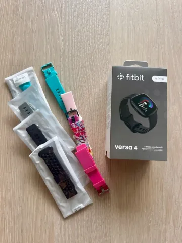 Gebrauchtes Fitbit Versa 4 Electronics