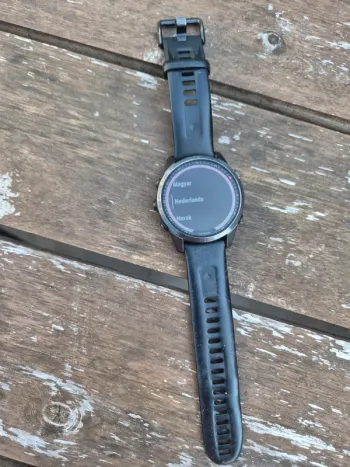 Garmin Fenix 7s Solar bike d'occasion — image 2 sur 4
