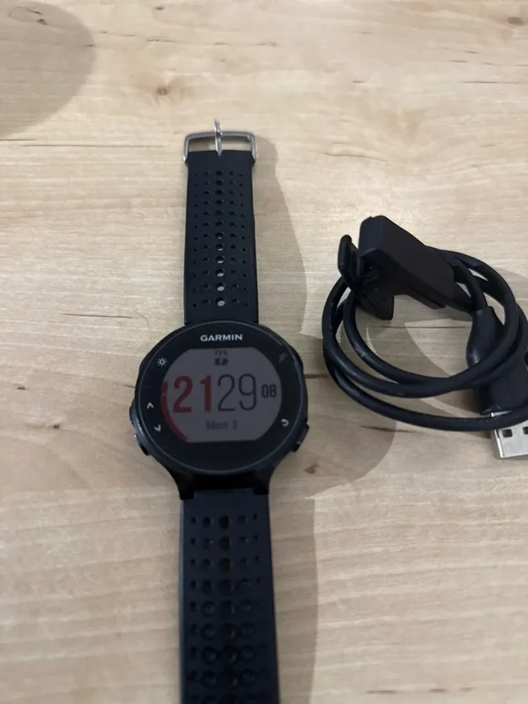 Garmin Forerunner 235 bike d'occasion — image 2 sur 5
