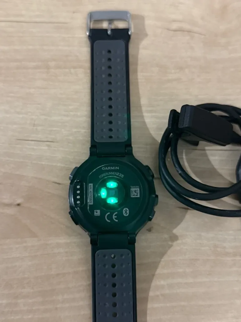 Garmin Forerunner 235 bike d'occasion — image 4 sur 5