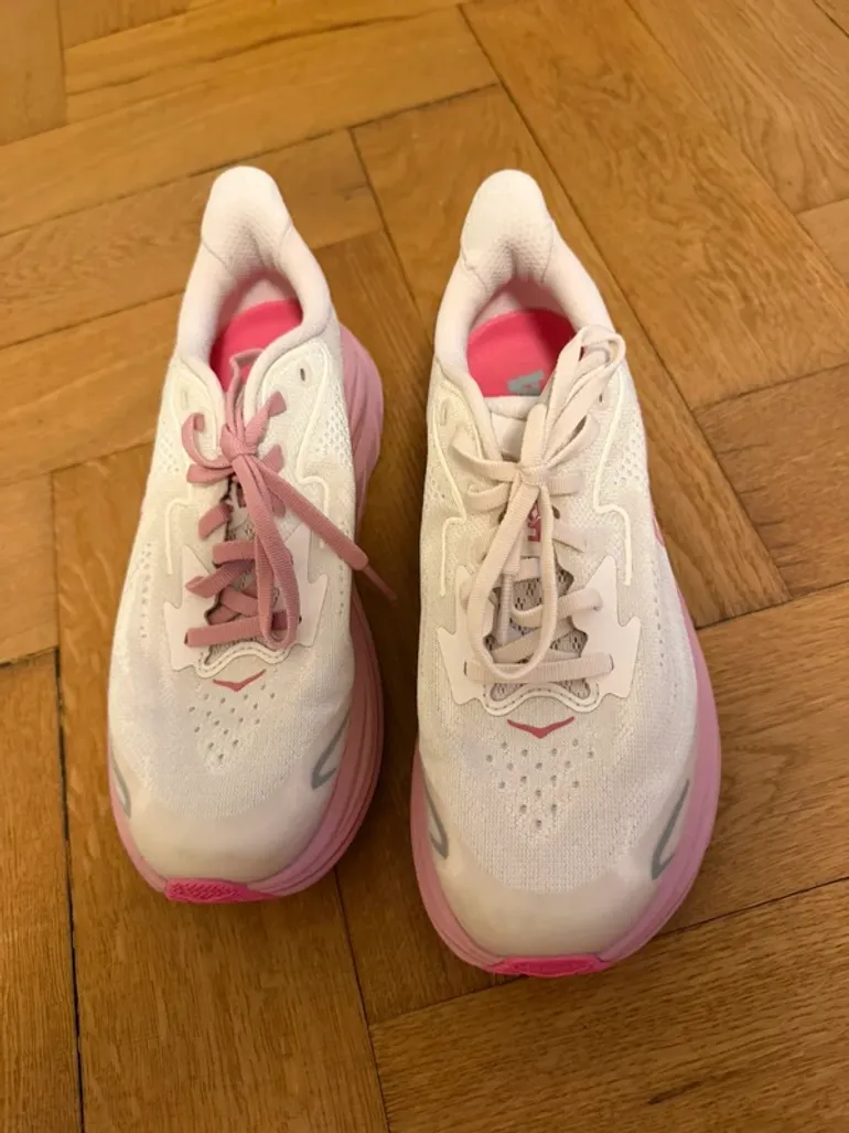 Used Hoka Laufschuhe bike — image 3 of 5