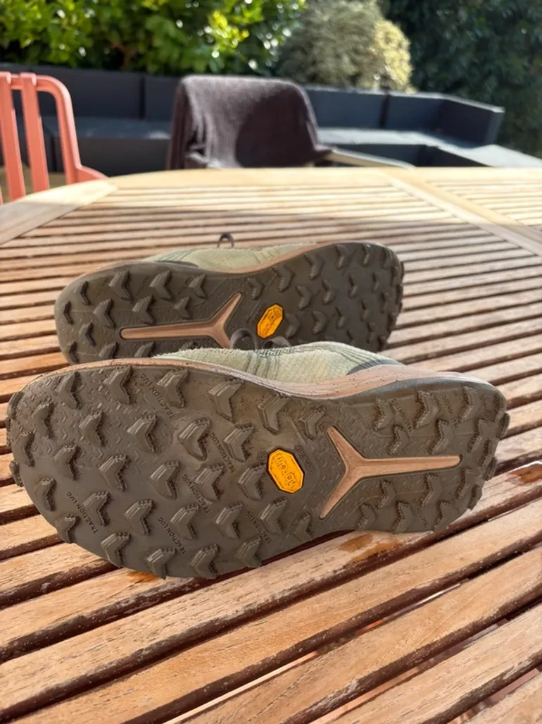 Used Saucony Xodus Ultra bike — image 4 of 6
