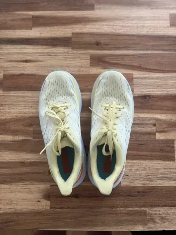 Used Hoka Clifton 8 bike — image 2 of 8