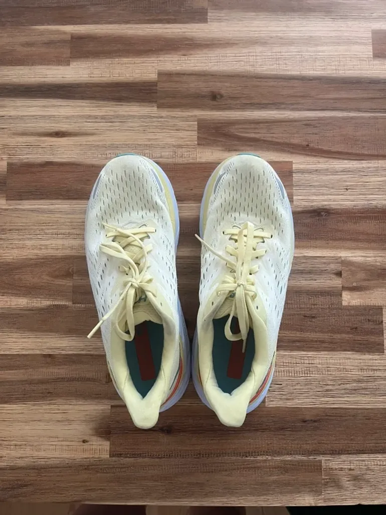 Used Hoka Clifton 8 bike — image 2 of 8