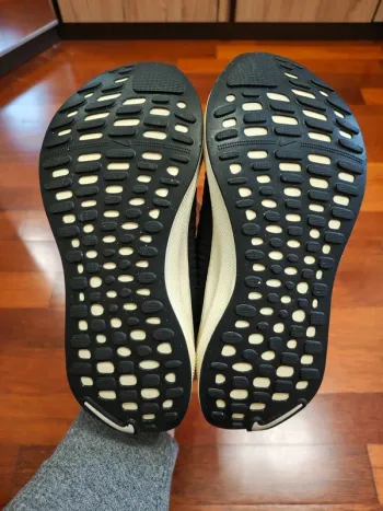 Used Nike ReactX Infinity Run 4 bike — image 5 of 8