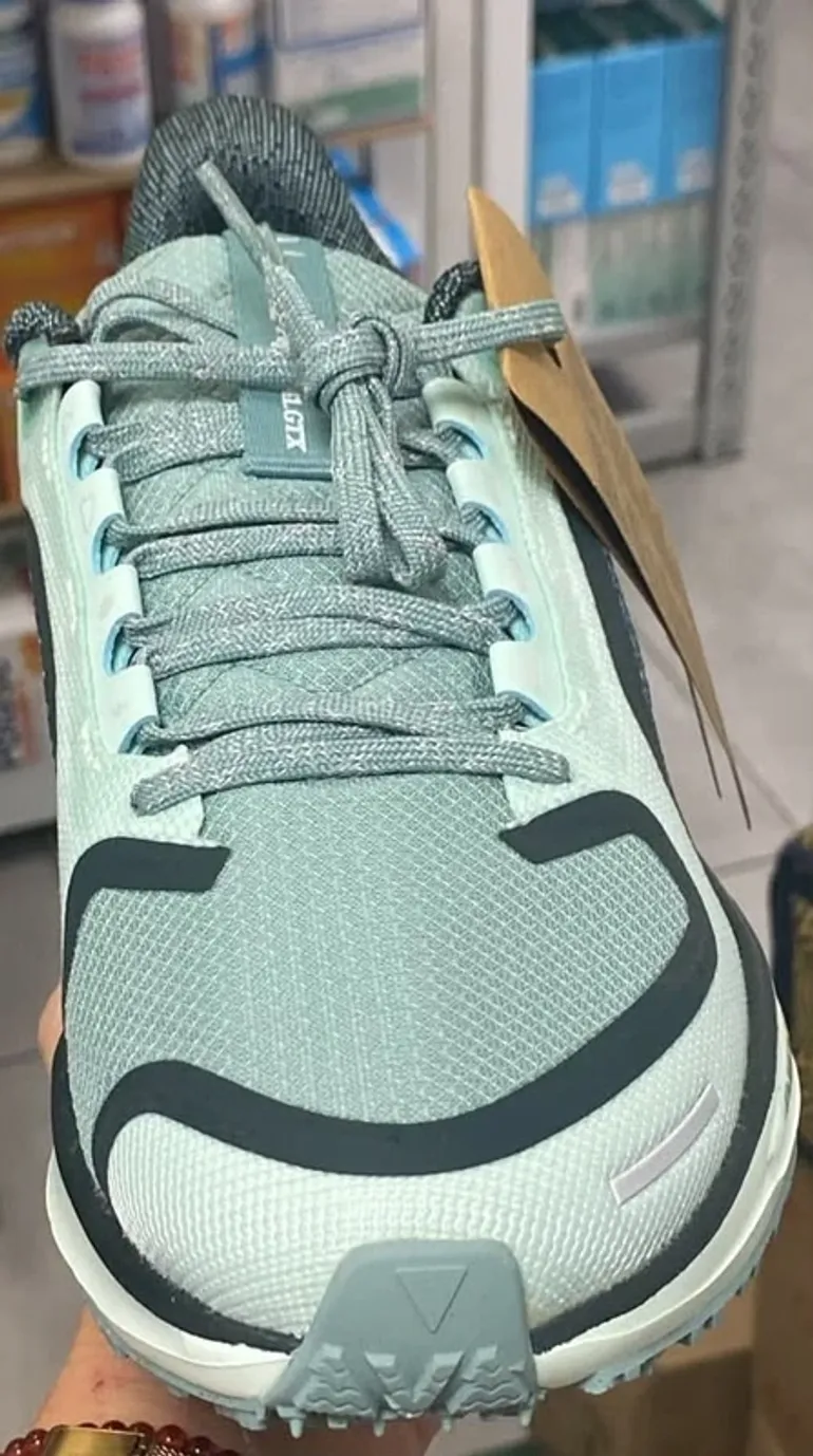 Used Pegasus Air Zoom Gore-Tex 41 bike — image 3 of 3