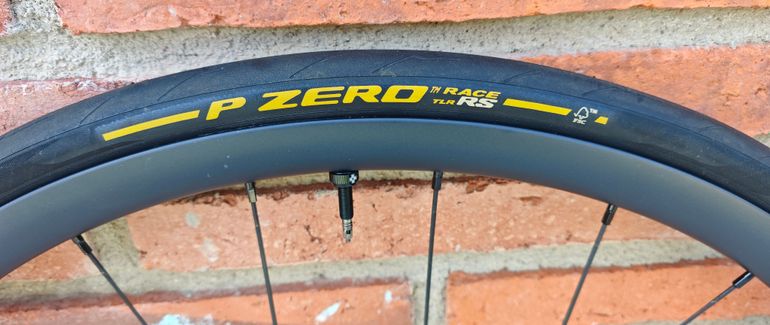 Used Elite-Wheels Edge 2.0 2025 bike — image 2 of 3