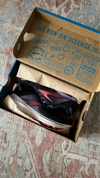 Used Brooks Adrenaline GTS 22 bike — image 3 of 4