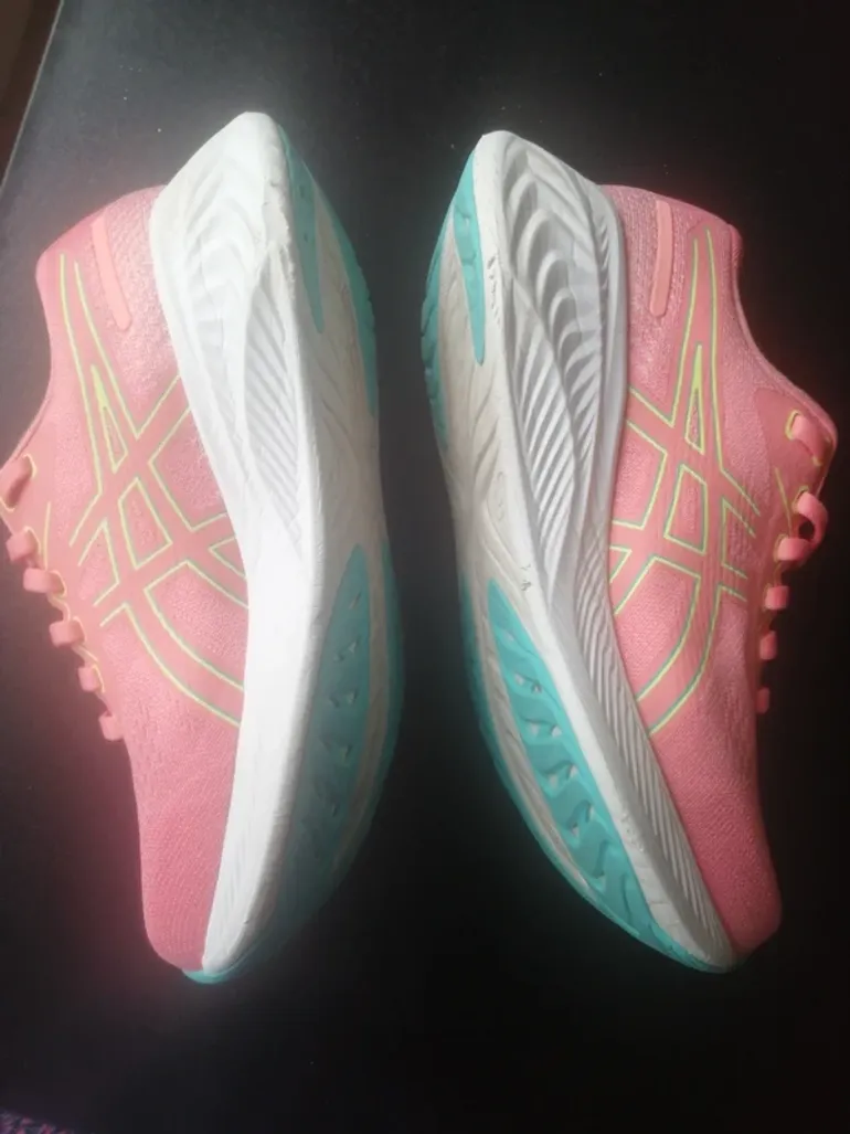Asics Gel-Stratus 4 Knit bike d'occasion — image 6 sur 11