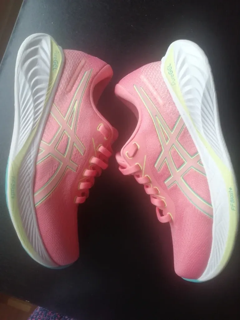 Asics Gel-Stratus 4 Knit bike d'occasion — image 5 sur 11