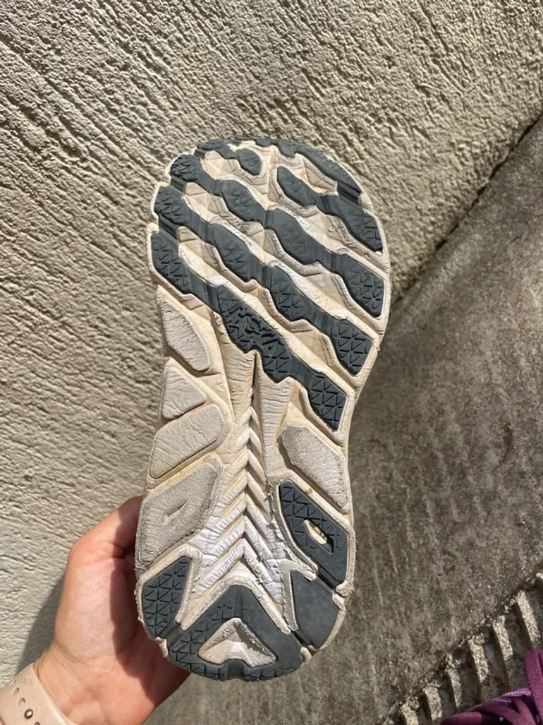 Used Hoka Clifton 8 bike — image 9 of 11