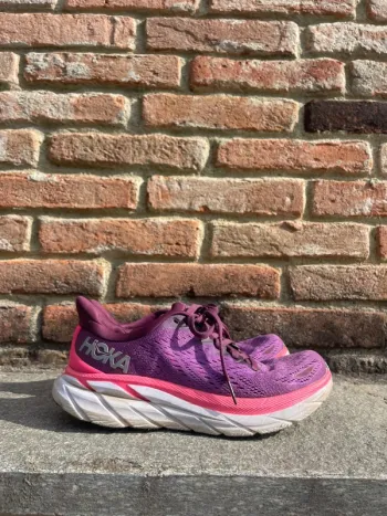 Used Hoka Clifton 8 Running Shoes
