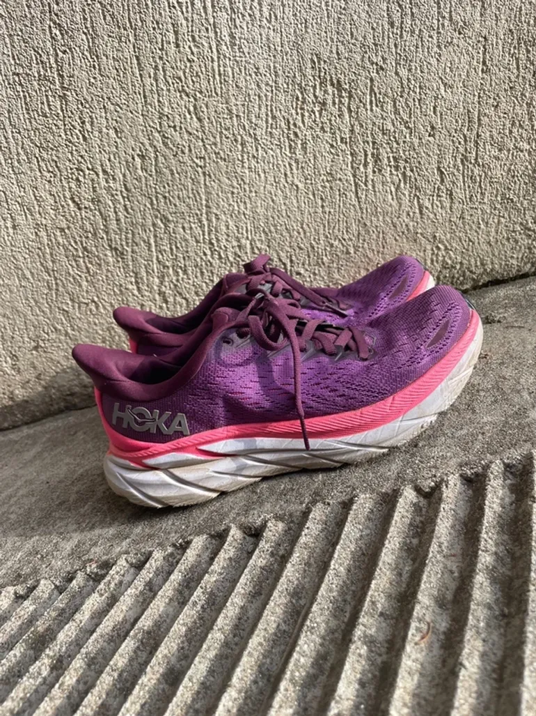Used Hoka Clifton 8 bike — image 4 of 11