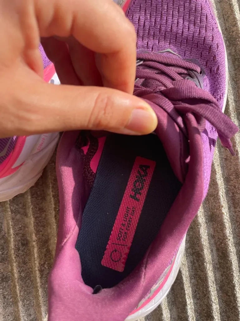 Used Hoka Clifton 8 bike — image 10 of 11