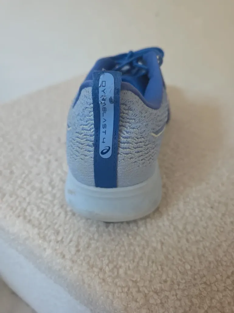 Used Asics Running Shoes bike — image 12 of 12