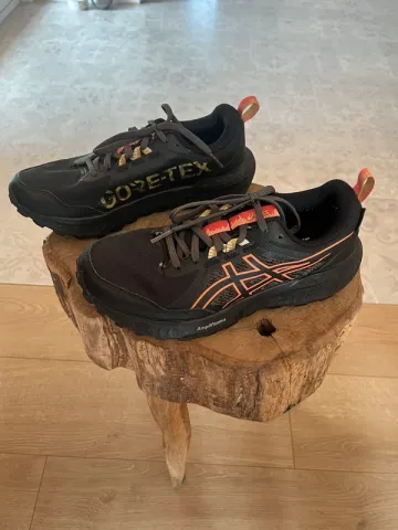 Použité Asics Gel Sonoma 8 Running Shoes