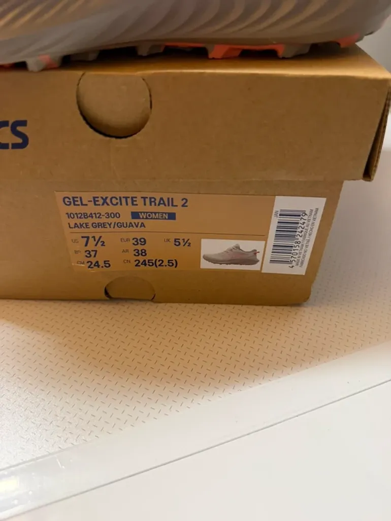 Used Asics Gel Excite Trail 2 bike — image 5 of 5