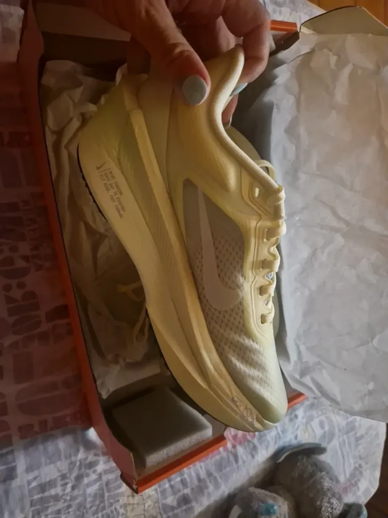 Käytetty Nike Zoom Fly 6 bike — kuva 2 / 4