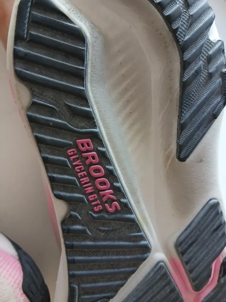 Used Brooks Glycerin GTS 23 bike — image 8 of 9