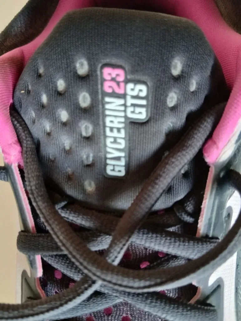 Used Brooks Glycerin GTS 23 bike — image 5 of 9