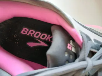 Used Brooks Glycerin GTS 23 bike — image 2 of 9