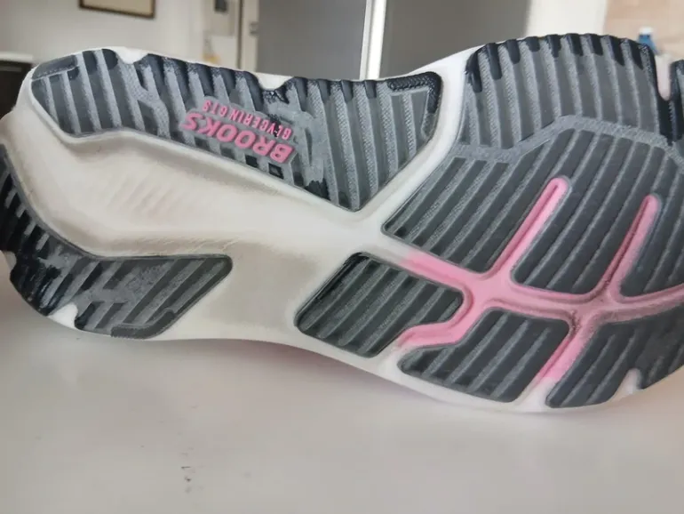 Used Brooks Glycerin GTS 23 bike — image 3 of 9