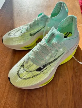 Used Nike Alphafly Air Zoom 2 bike — image 2 of 5
