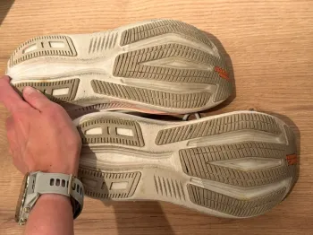 Used Brooks Glycerin Max 2 bike — image 6 of 8