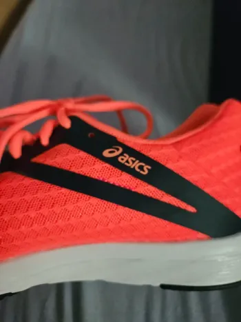 Used Asics Laufschuhe Gr. 42 Damen bike — image 3 of 4
