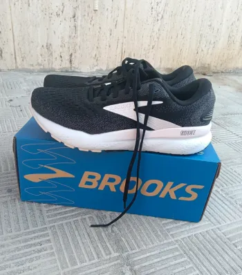 Used Brooks Ghost 16 Running Shoes