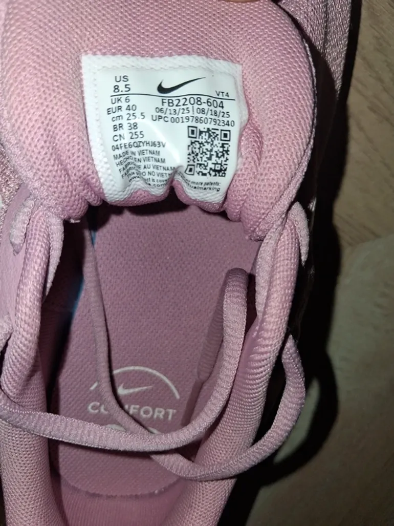 Nike Revolution 7 bike d'occasion — image 4 sur 6