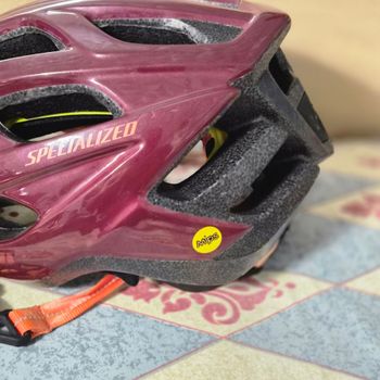 Used Specialized road 2024 bike — image 2 of 5