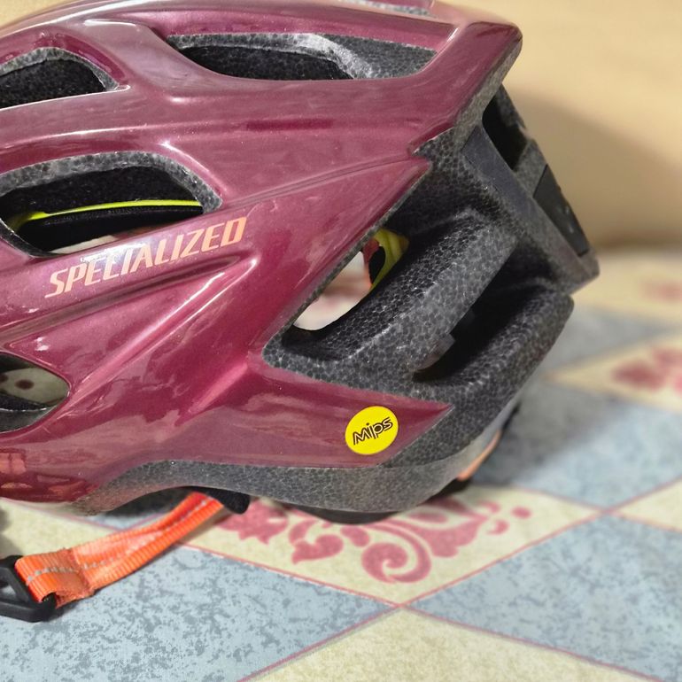 Used Specialized road 2024 bike — image 2 of 5