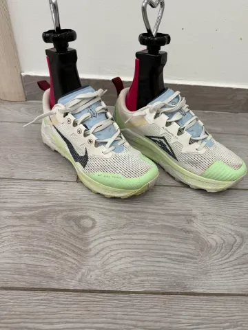 Used Nike Air Trial Mountain Running Shoes