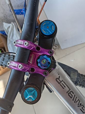 Fox 40 Float Performance Elite GRIP Fork 2020 bike d'occasion — image 3 sur 6