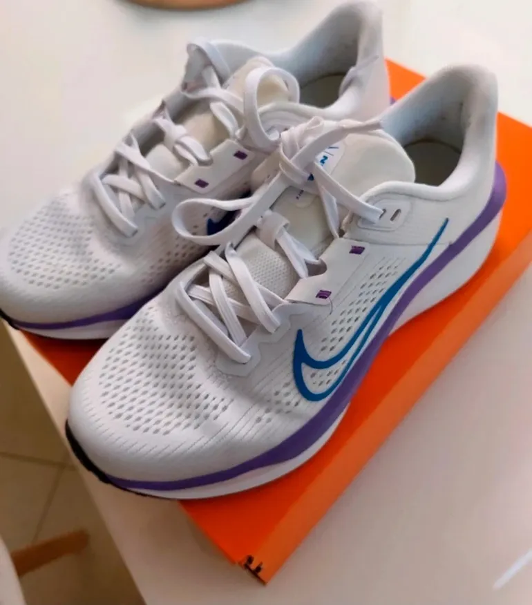 Brugt Nike Running Shoes bike — billede 3 af 9
