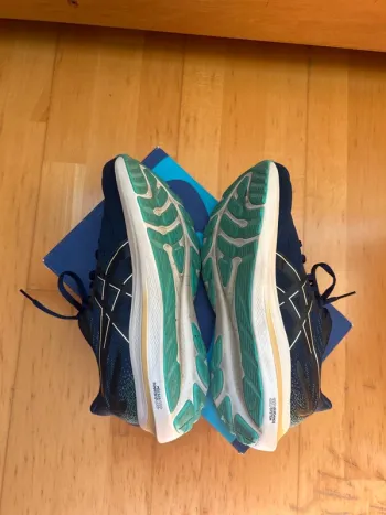 Used Asics GT-2000 12 bike — image 6 of 6