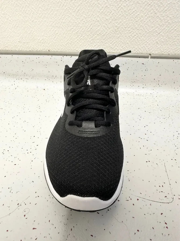 Tweedehands Nike Revolution 6 bike — afbeelding 2 van 6