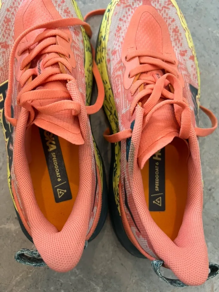 Hoka Speedgoat 6 bike d'occasion — image 4 sur 4