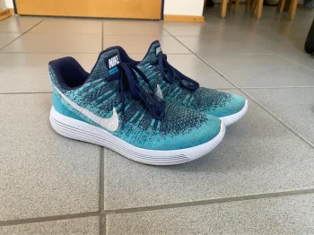 Used Nike Lunarepic Flyknit 2 Running Shoes