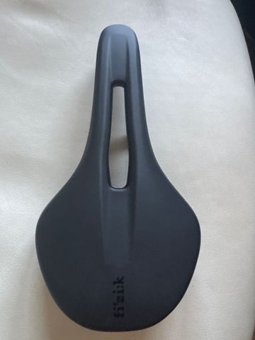 Fizik Vento Antares R5 140mm Saddles & Seatposts usato