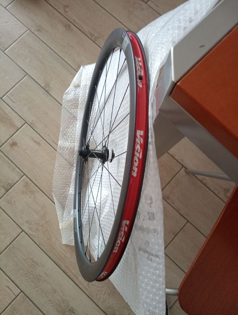 Used Vision TLR 40 DB SC Disk 2023 bike — image 3 of 5