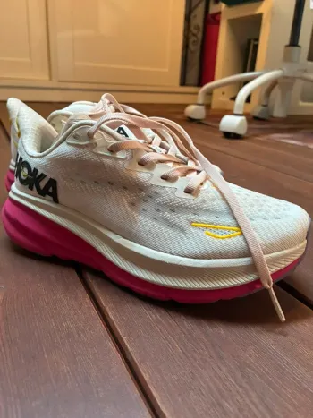 Used Hoka Clifton 9 bike — image 2 of 6
