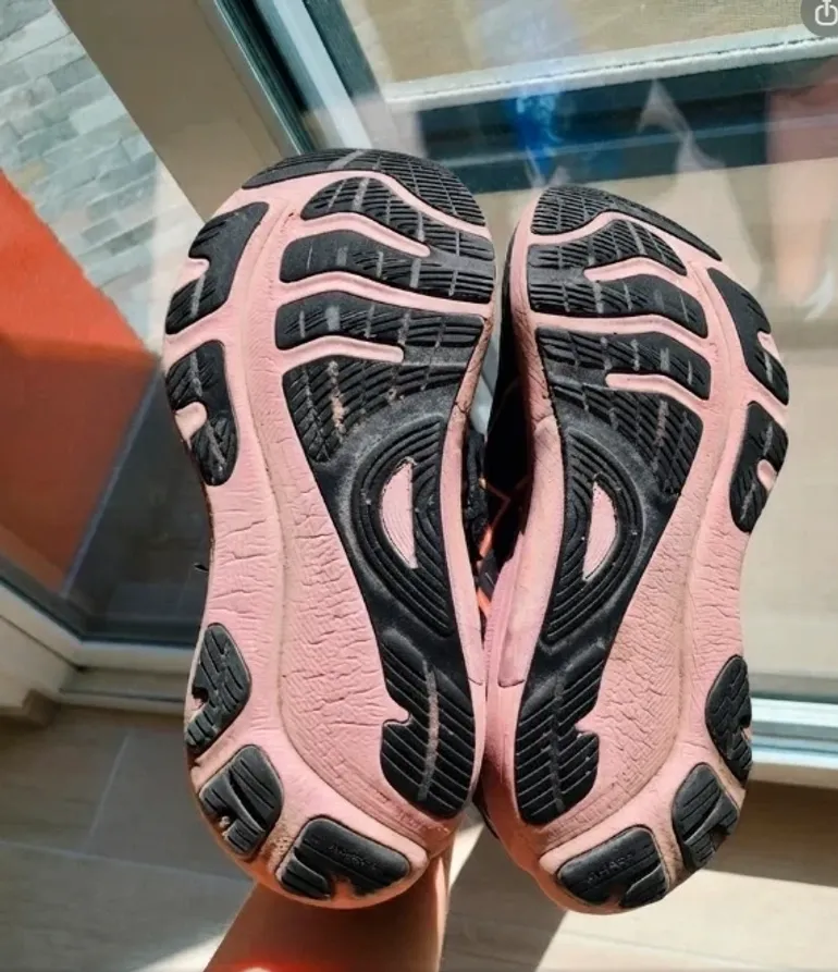 Used Asics Gel-Kayano 32 bike — image 3 of 5