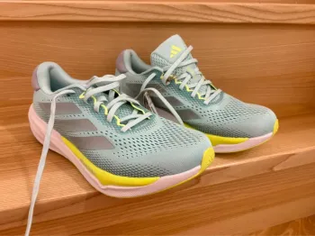 Used Supernova Stride 2.0 Running Shoes