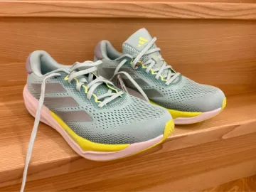 Used Supernova Stride 2.0 Running Shoes